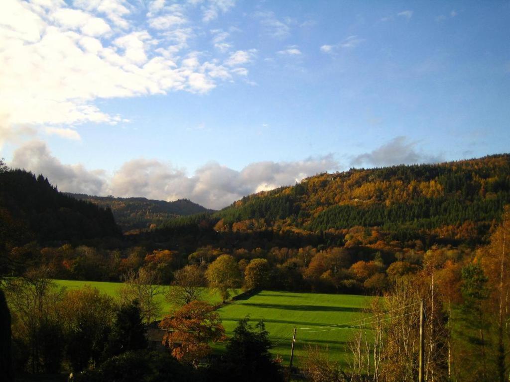 Llety Betws Hotel Kültér fotó
