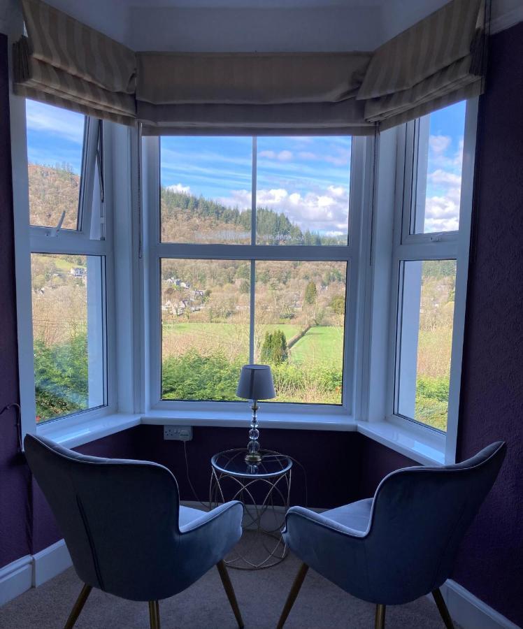 Llety Betws Hotel Kültér fotó