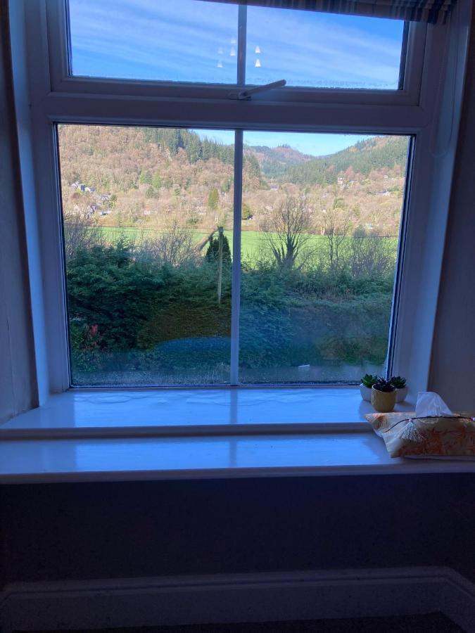 Llety Betws Hotel Kültér fotó